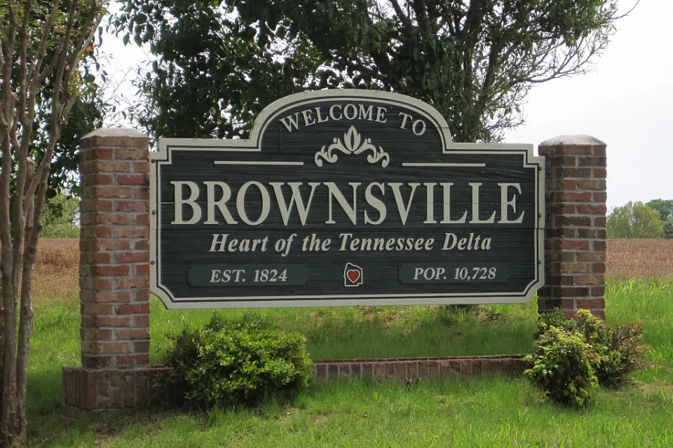 Brownsville, Tennessee town sign.
